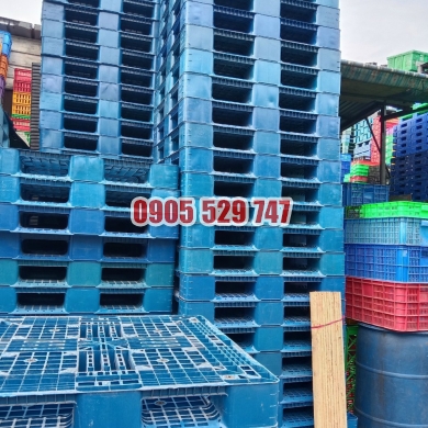 pallet nhựa cũ giá tốt 