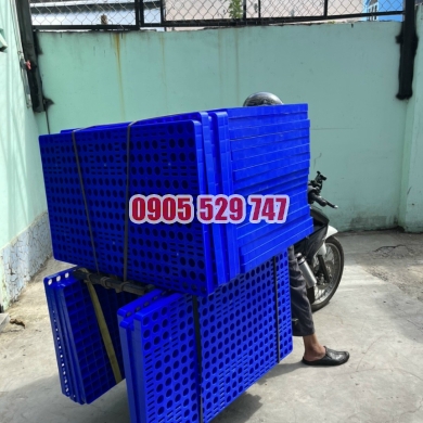 Sàn nhựa  xanh dương