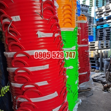 Rổ nhựa có tay cầm giá rẻ