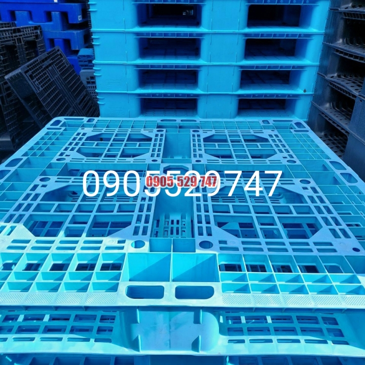 Pallet nhựa mới 6