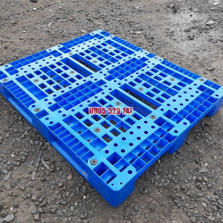 Pallet nhựa mới 9