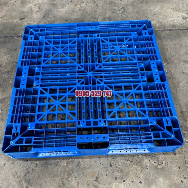 Pallet nhựa mới 12