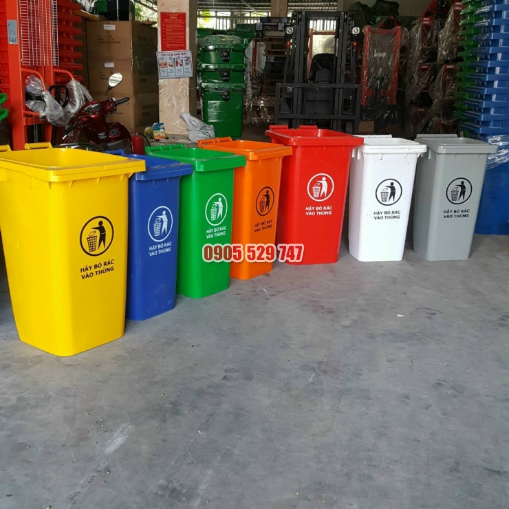 Thùng rác nhựa 2