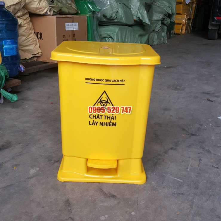 Thùng rác nhựa 3