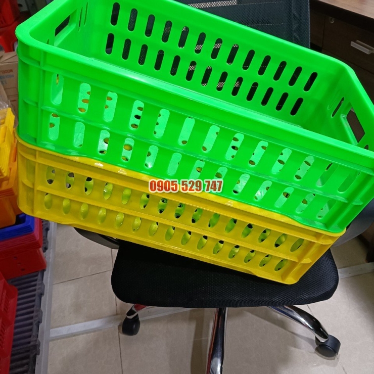 Rổ nhựa có tay cầm